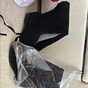 Flat knee high boots